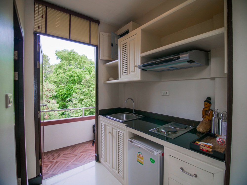 Rooms Kitchen at Sunsethill Resort